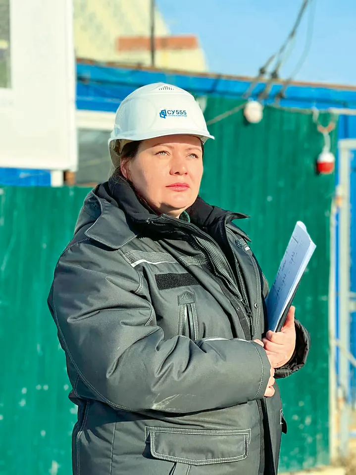 Женская профессия строитель