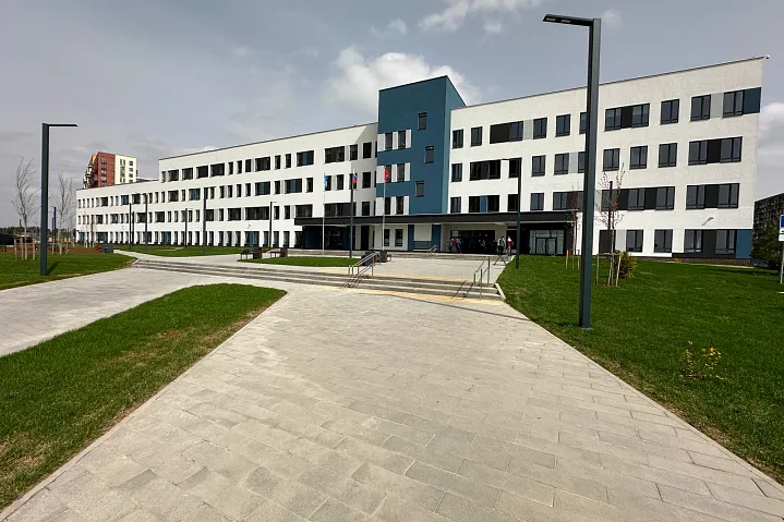 Больше 50 новых объектов образования построят инвесторы в ТиНАО к 2027 году