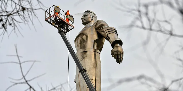 В Москве после зимы промоют более 1,1 тысячи памятников