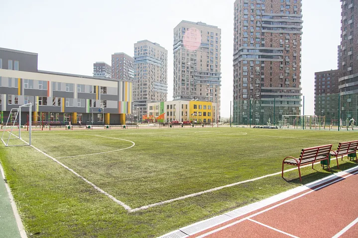 В районе Покровское-Стрешнево сдали школу на 1,1 тысячу мест 