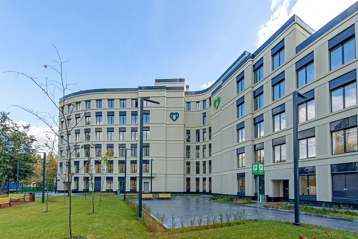 Более 30 объектов здравоохранения построят в Москве за три года
