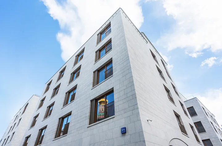 В 160 метрах от Красной площади построили четыре клубных особняка