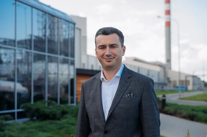 Ларта Гласс объявляет о смене Генерального директора: Дмитрий Литвин возглавит компанию, сохраняя преемственность курса