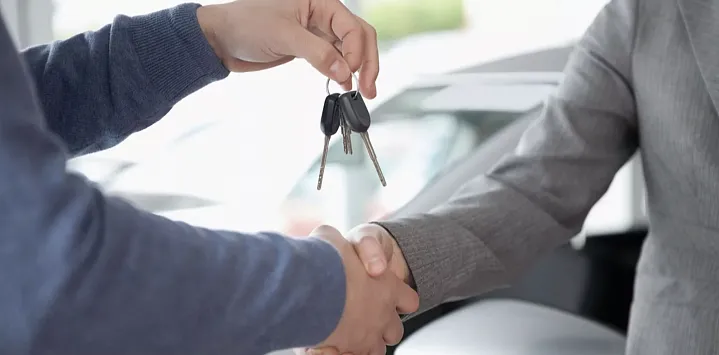 В январе выдачи автокредитов в России выросли на 75%