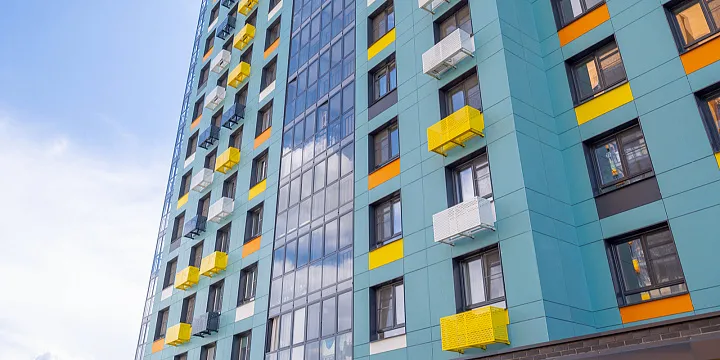 В районе Нагатино-Садочники сдали первый дом по реновации 