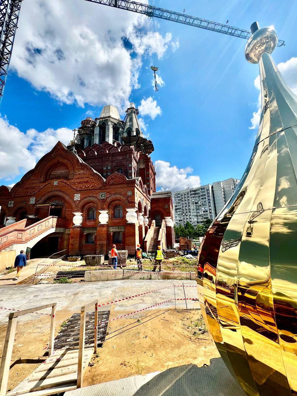 Самая большая деревянная церковь в Центральной России будет готова в сентябре
