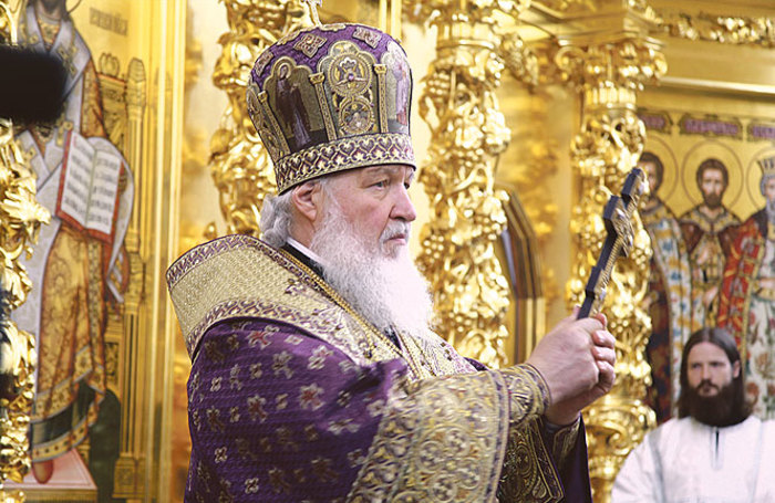 Патриарх Кирилл освятил воинскую церковь