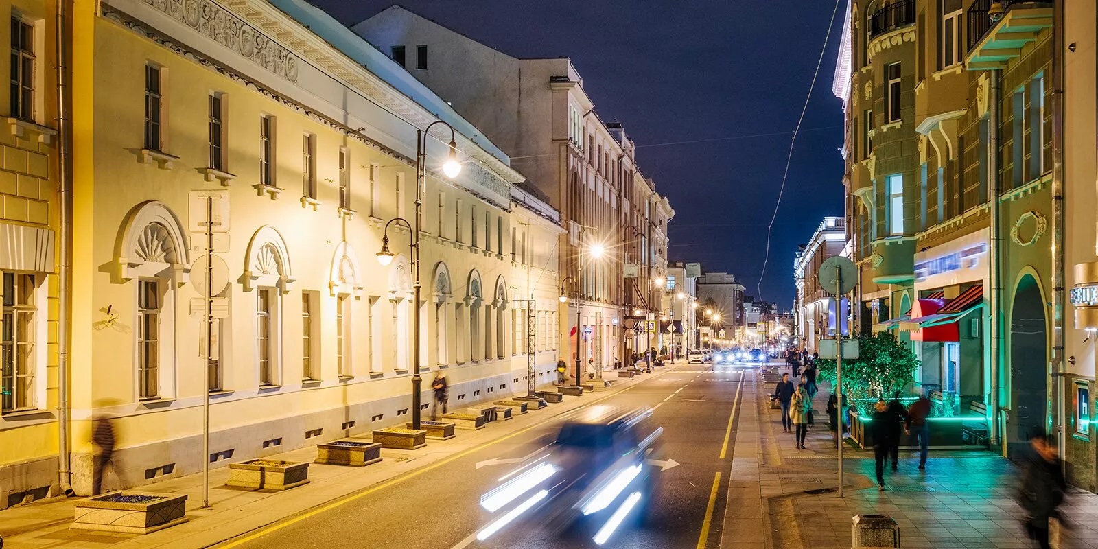 Подсветка вывесок на фасадах зданий в Москве станет обязательной