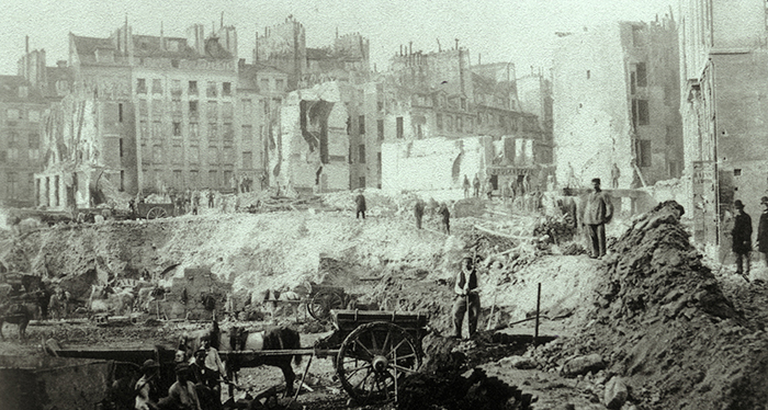 Demolition_of_Butte_des_Moulins_for_Avenue_de_l'Opéra,_1870.jpg