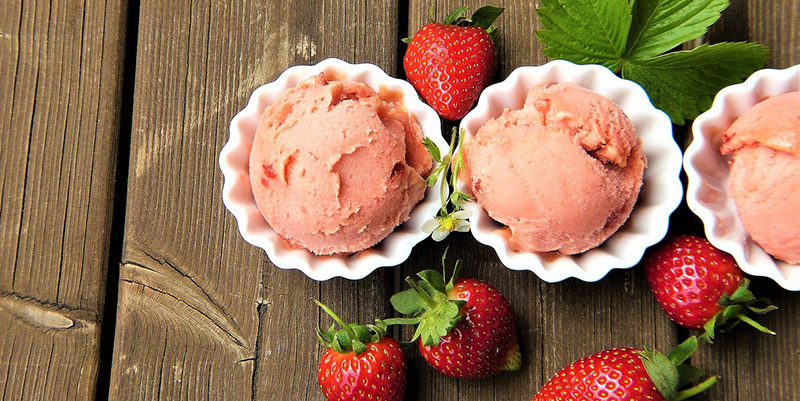 strawberry-ice-cream-2239377_1280.jpg