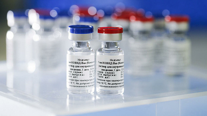 Повторная вакцинация от COVID-19 в Москве началась во всех прививочных центрах