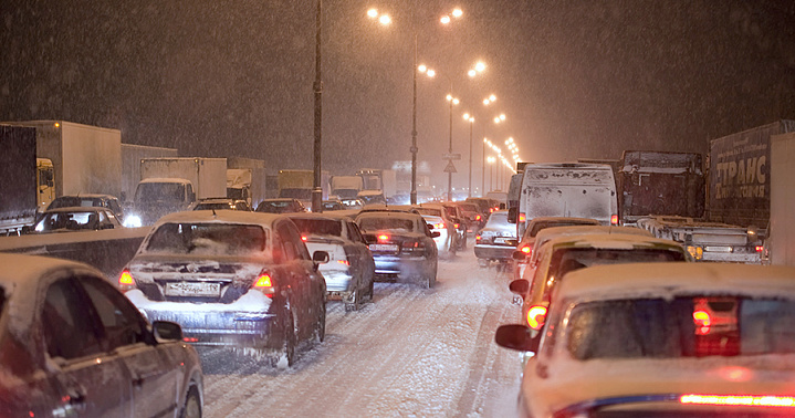 В ЦОДД пообещали Москве транспортный коллапс