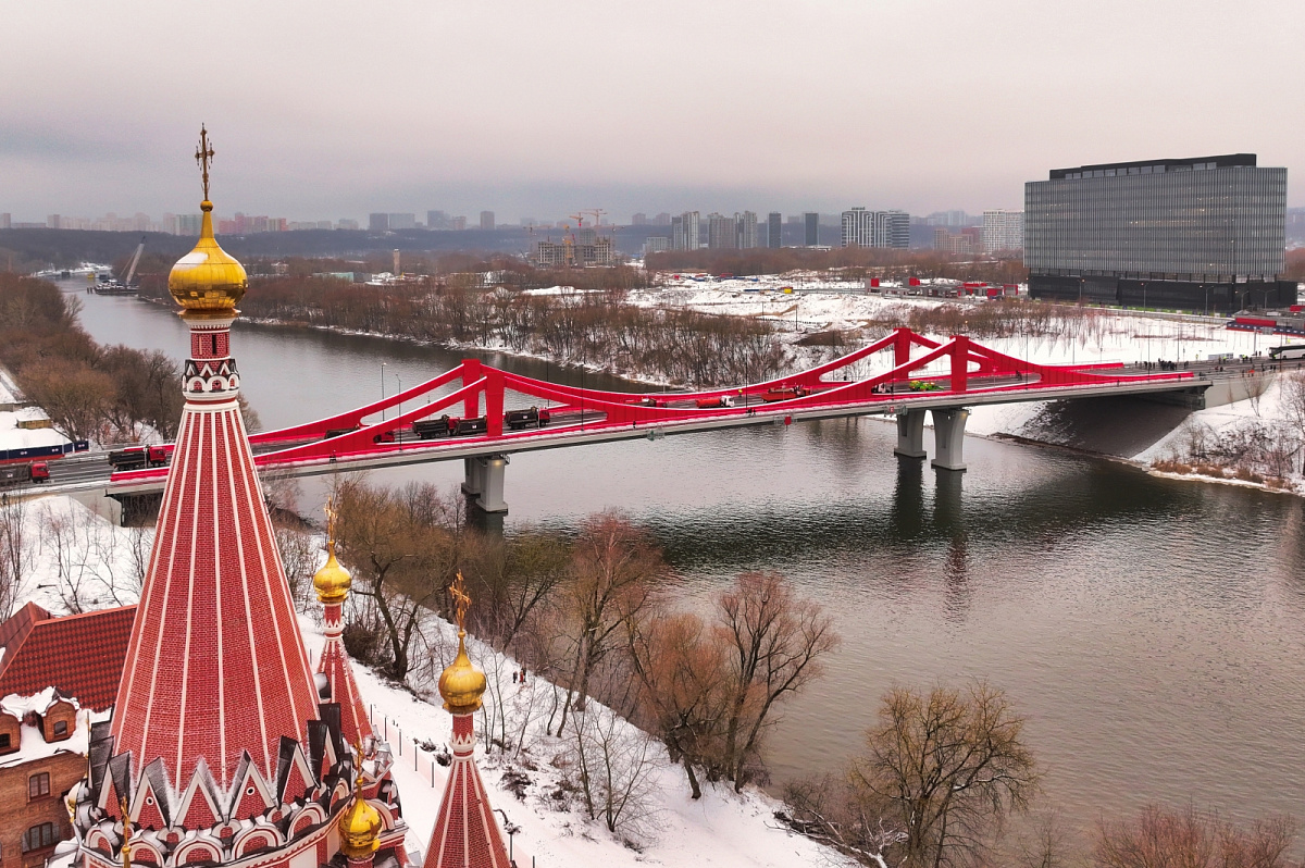 От берега к берегу: мосты как новые достопримечательности столицы 