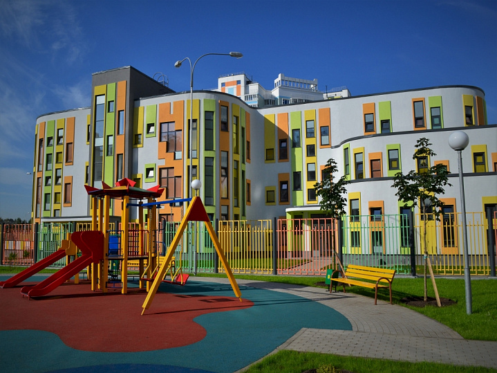 За три года в новой Москве построят 25 объектов образования за счет АИП