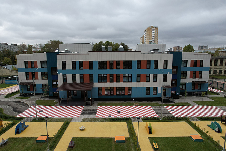 За 10 лет в Москве построили более 320 детских садов 