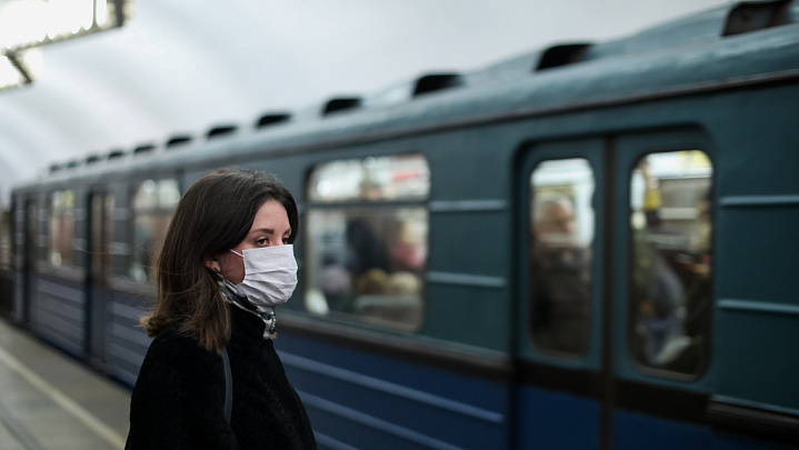 Более 85 тыс пассажиров оштрафовали в Москве за отсутствие масок и перчаток