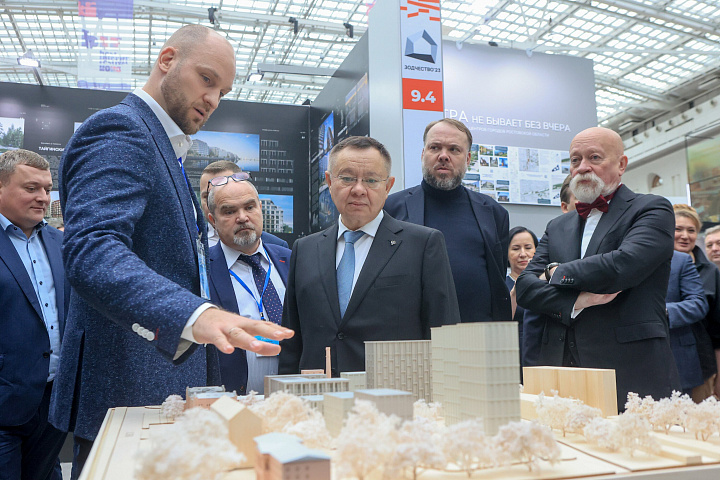 В Гостином Дворе прошел Международный архитектурный фестиваль «Зодчество-2023»