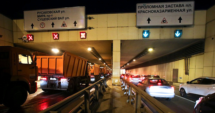 В Москве подтопило Лефортовский тоннель
