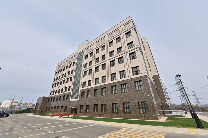 Сергей Собянин осмотрел новое здание для 10 участков мировых судей в Ново-Переделкино