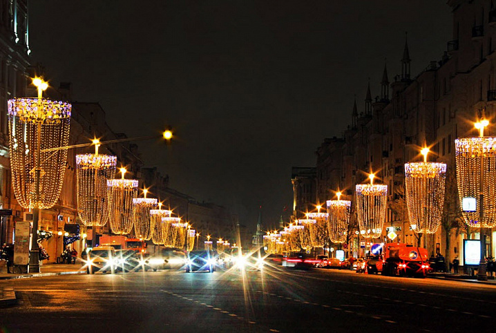 Более 3 тыс ламп уличных фонарей в Москве заменили на светодиодные с начала года