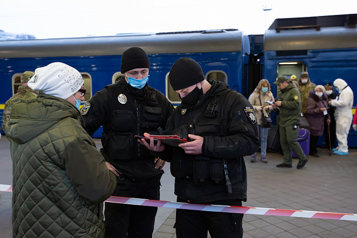 В столичном метро за отсутствие масок оштрафовали 37 тысяч пассажиров