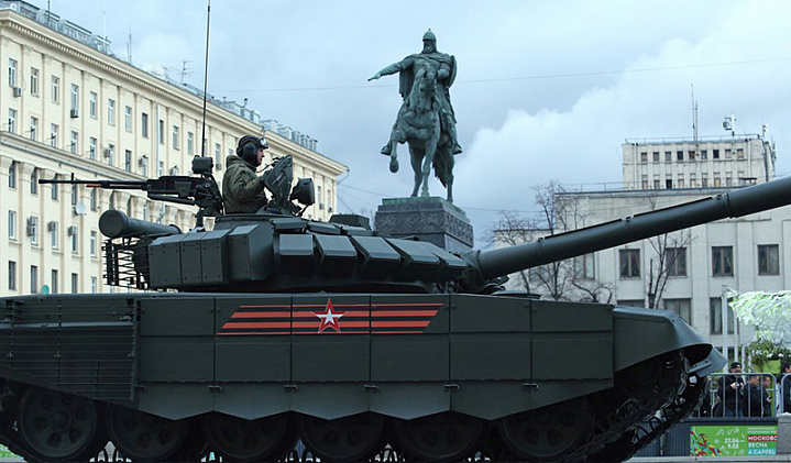 Центр Москвы перекроют из-за подготовки к Параду Победы: список улиц