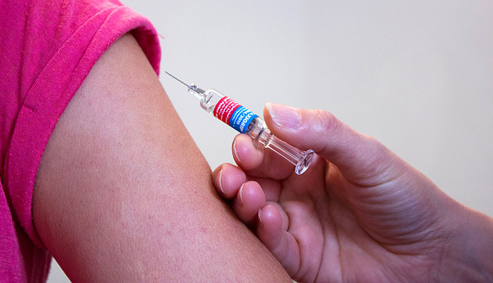 В Москве испытают вакцину против ВИЧ