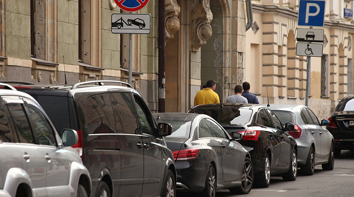 В Москве на треть выросло количество штрафов за нарушение парковки