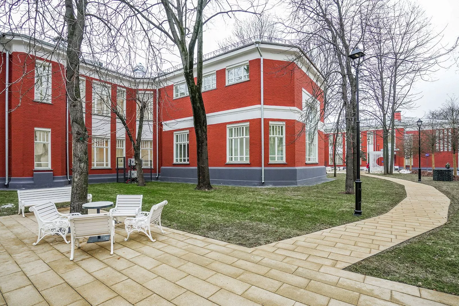 В Москве завершили реставрацию десятого корпуса Боткинской больницы 