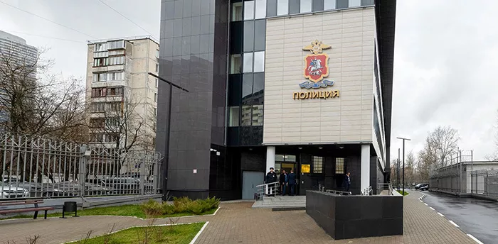 Новоселье справили по закону