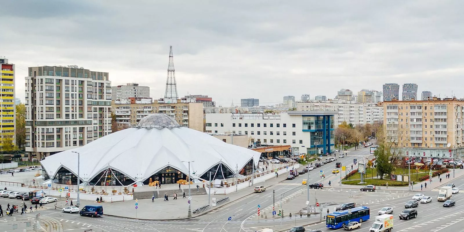 Ешь, гуляй, смотри: как рестораны стали частью городской идентичности