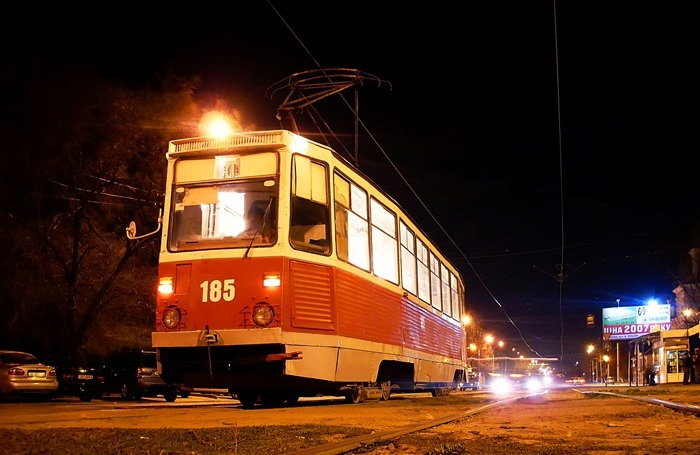 Ночь, улица, трамвай