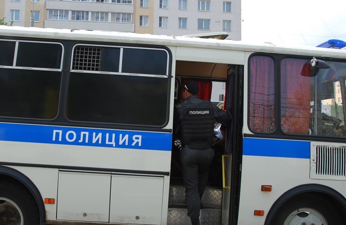 Приезжие шантажируют мэрию