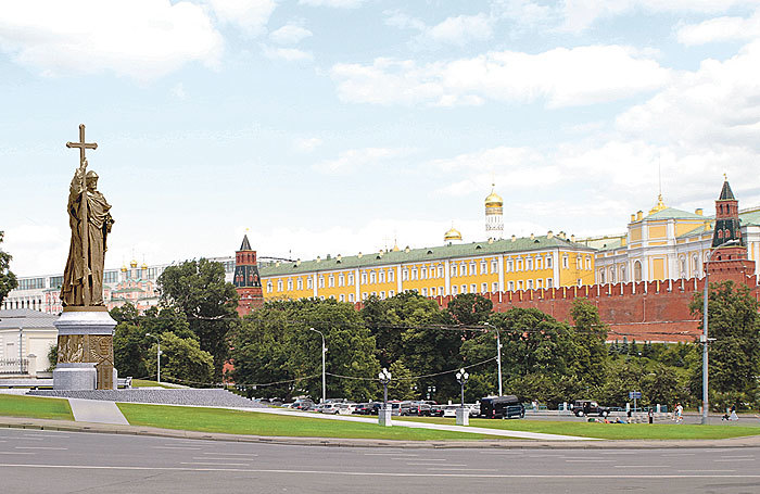 Князя Владимира прописали у Кремля