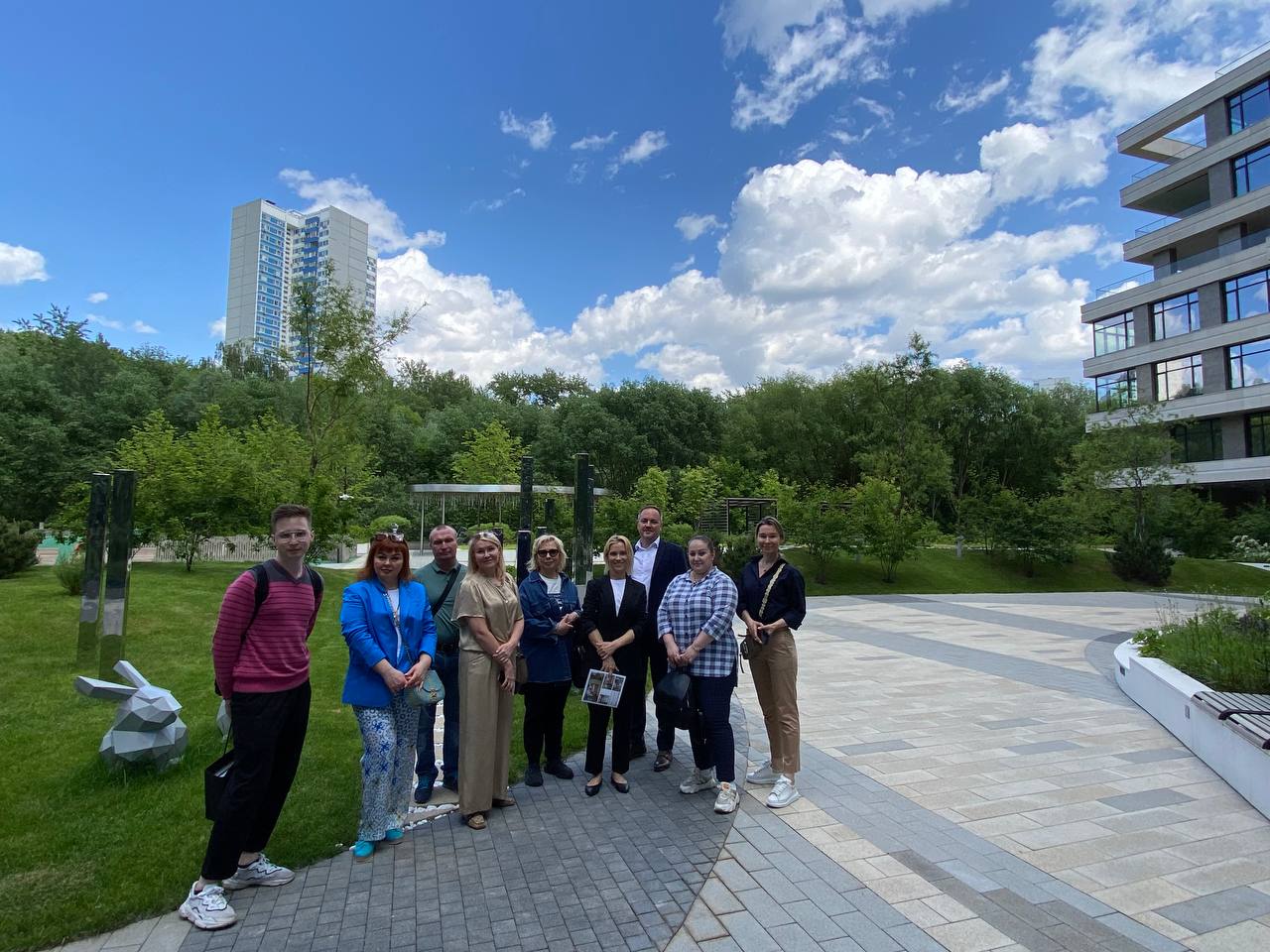 Property Tour «Элитный метр»: яркая недвижимость для жизни и инвестиций