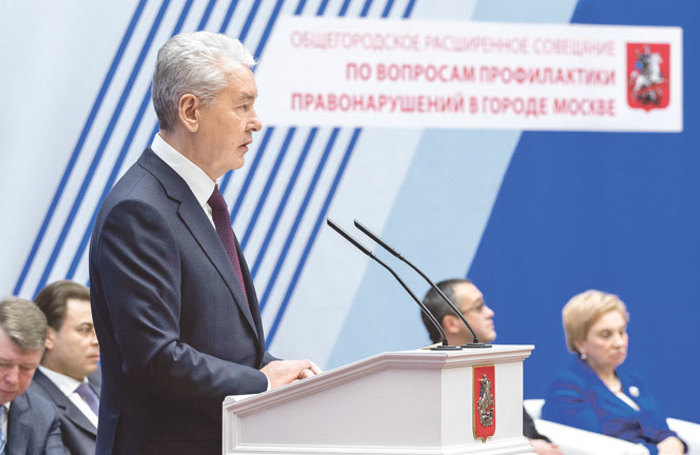 Среди мигрантов снижается преступность
