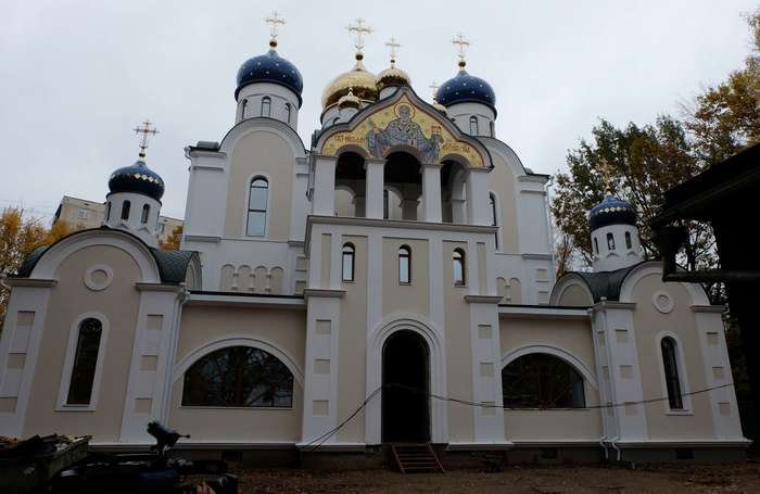 Храм с болгарским акцентом