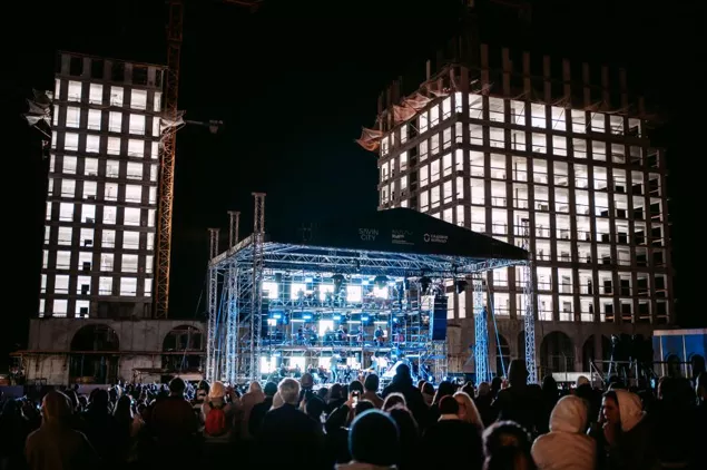 Впервые в России строящийся ЖК стал героем фестиваля медиаискусства